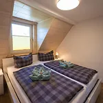 Fewo-wustrow Apartament *